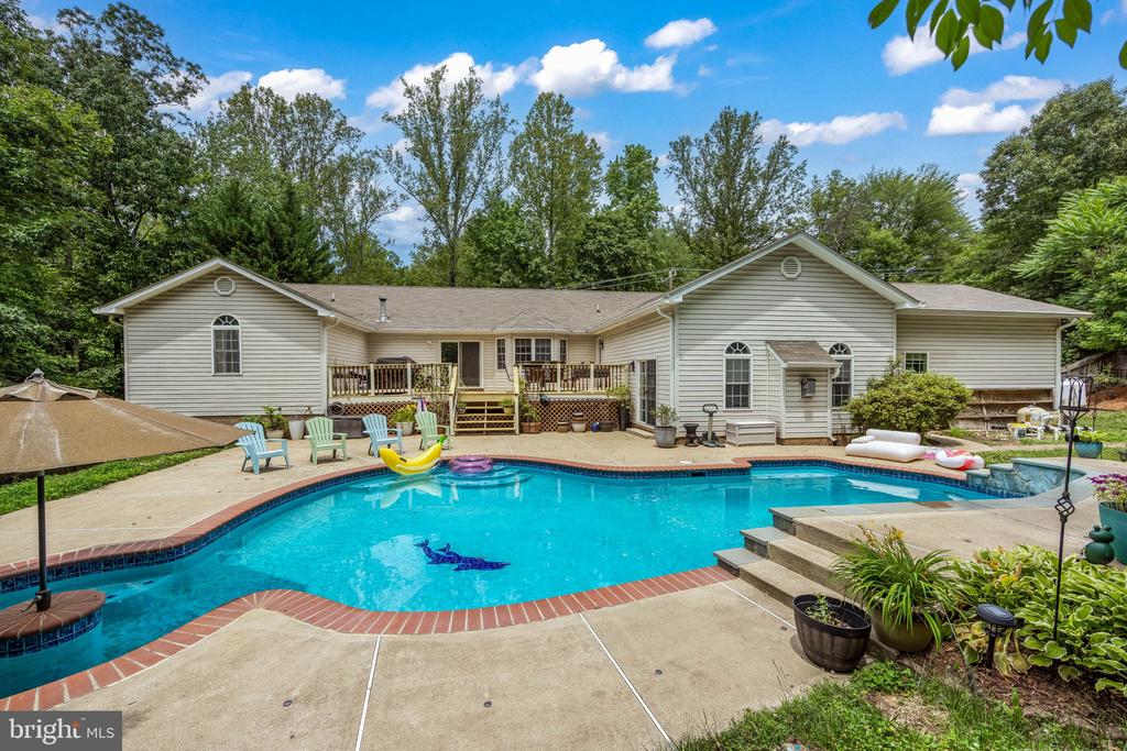 270 TELEGRAPH ROAD