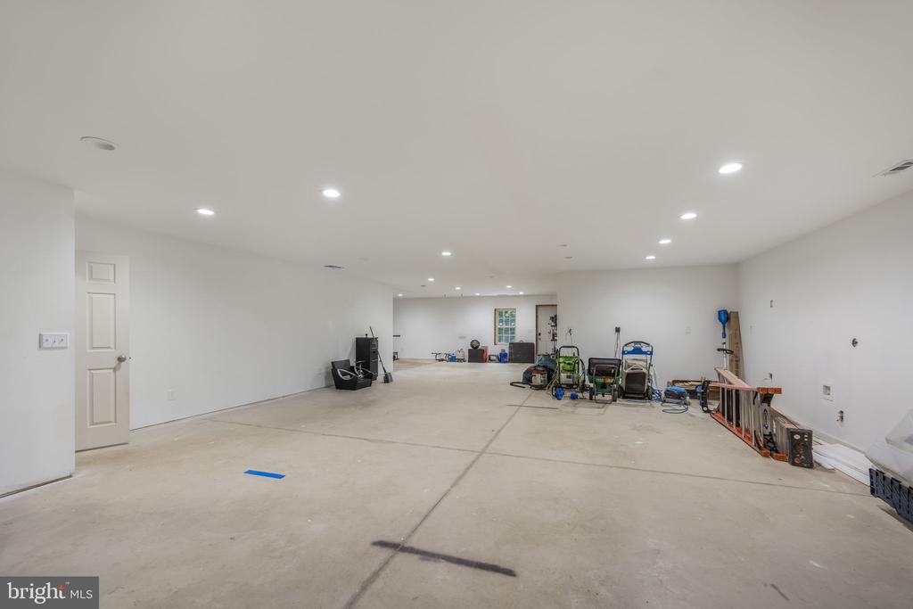 270 TELEGRAPH ROAD