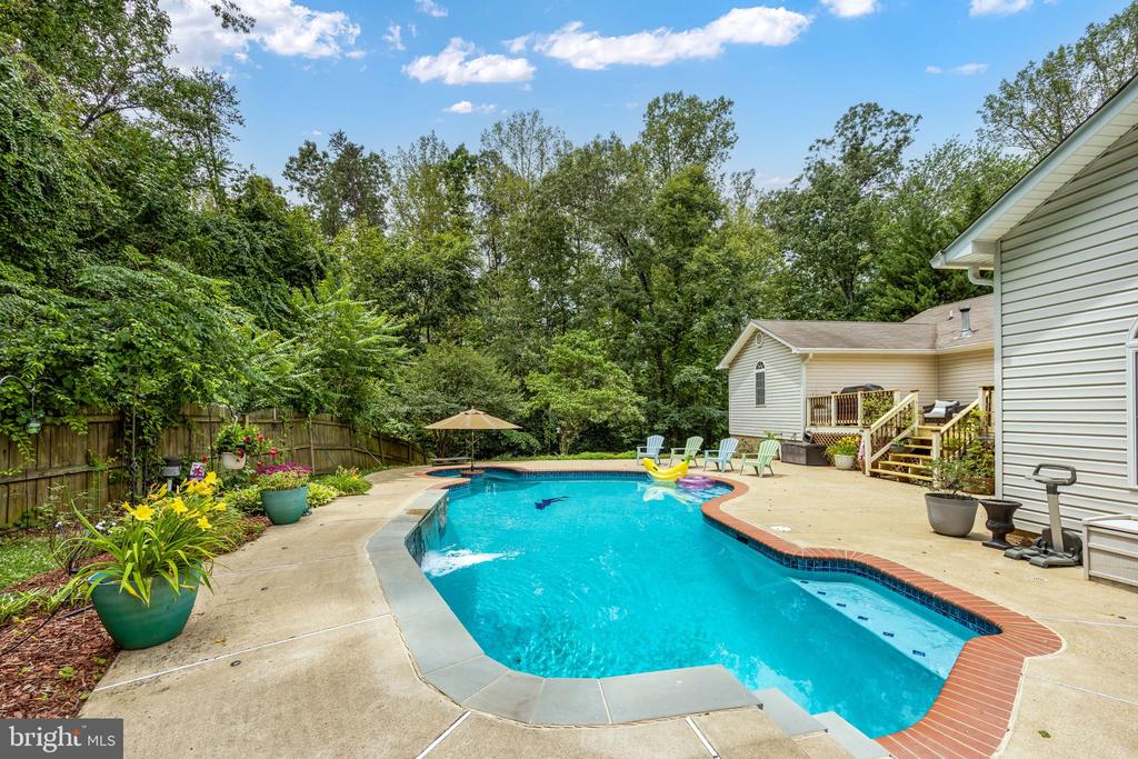 270 TELEGRAPH ROAD