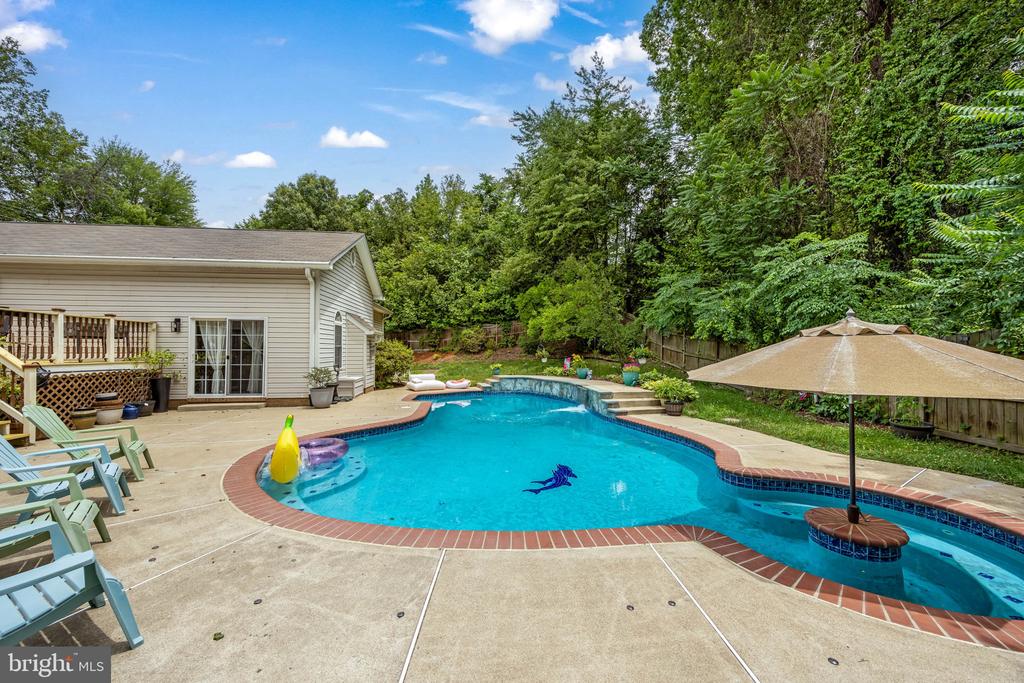 270 TELEGRAPH ROAD