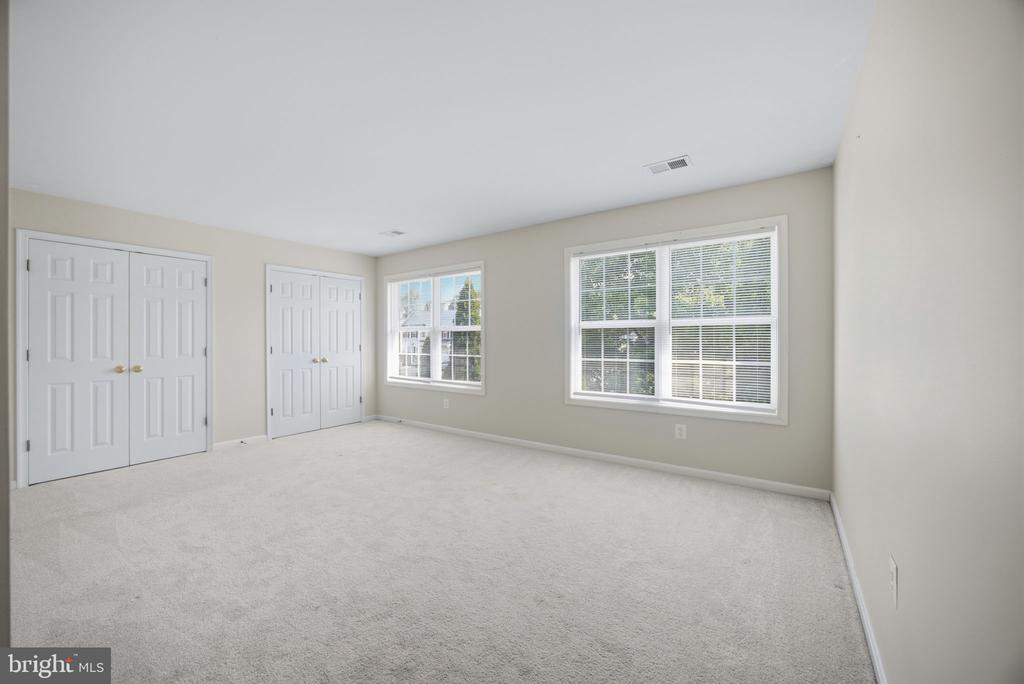 20 PINEHURST LANE