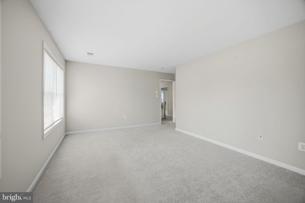 20 PINEHURST LANE