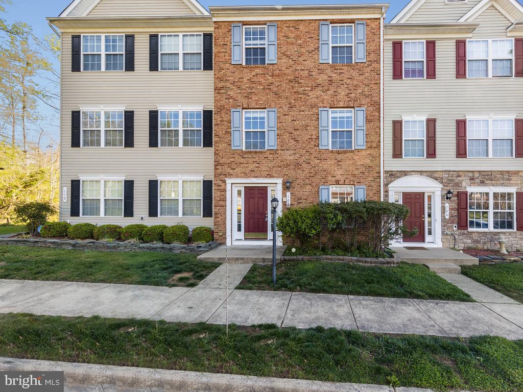 108 CLEARWATER COURT