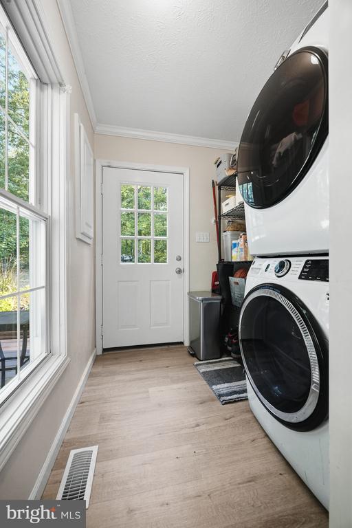 11 COBBLESTONE WAY