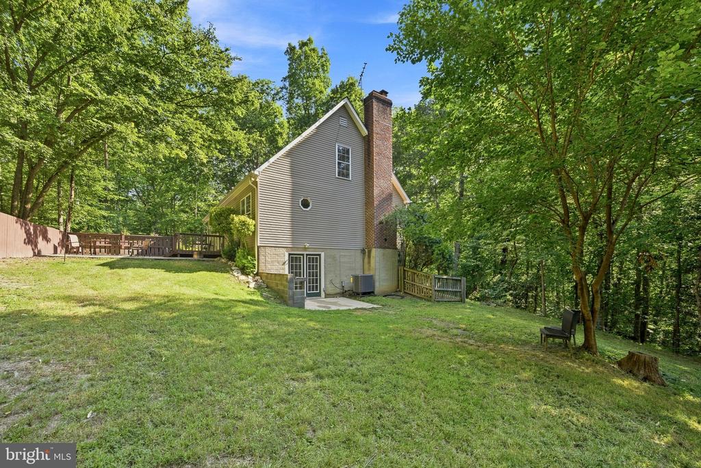 11 COBBLESTONE WAY