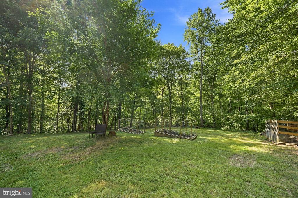 11 COBBLESTONE WAY