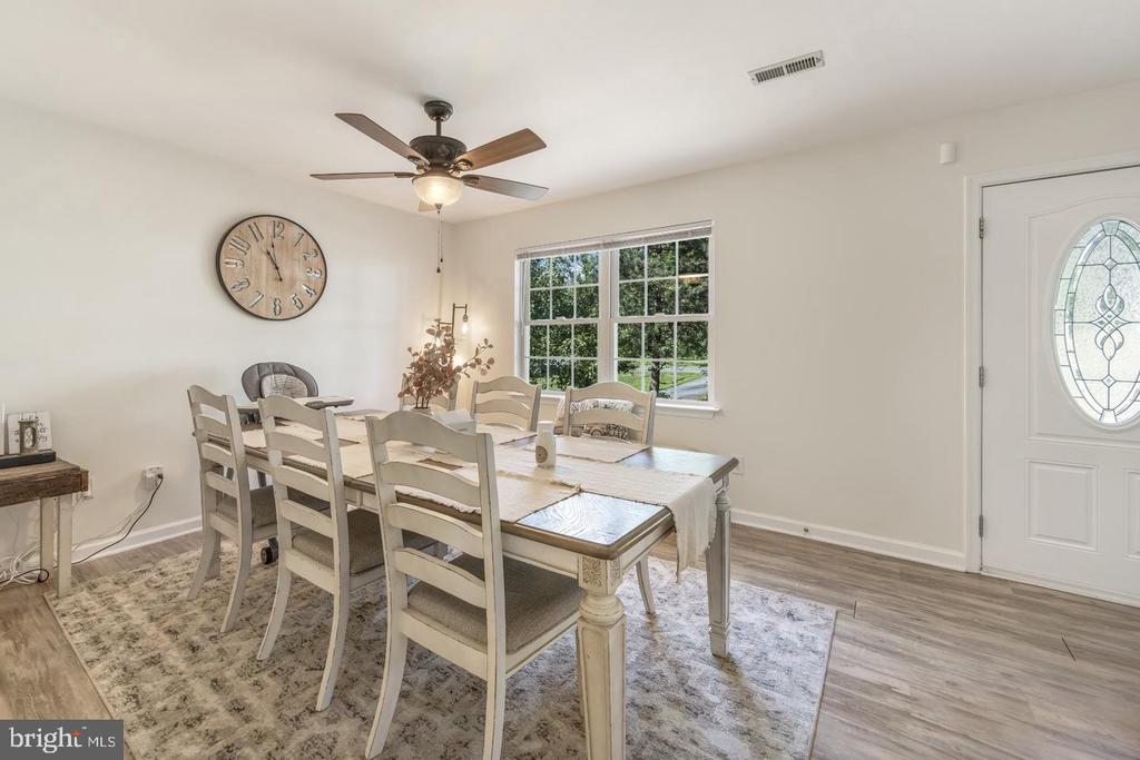 36 PLUMOSA DRIVE