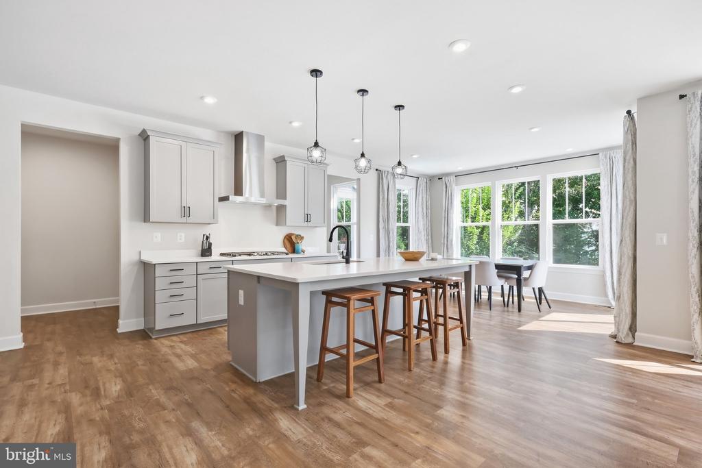 125 HIBISCUS DRIVE