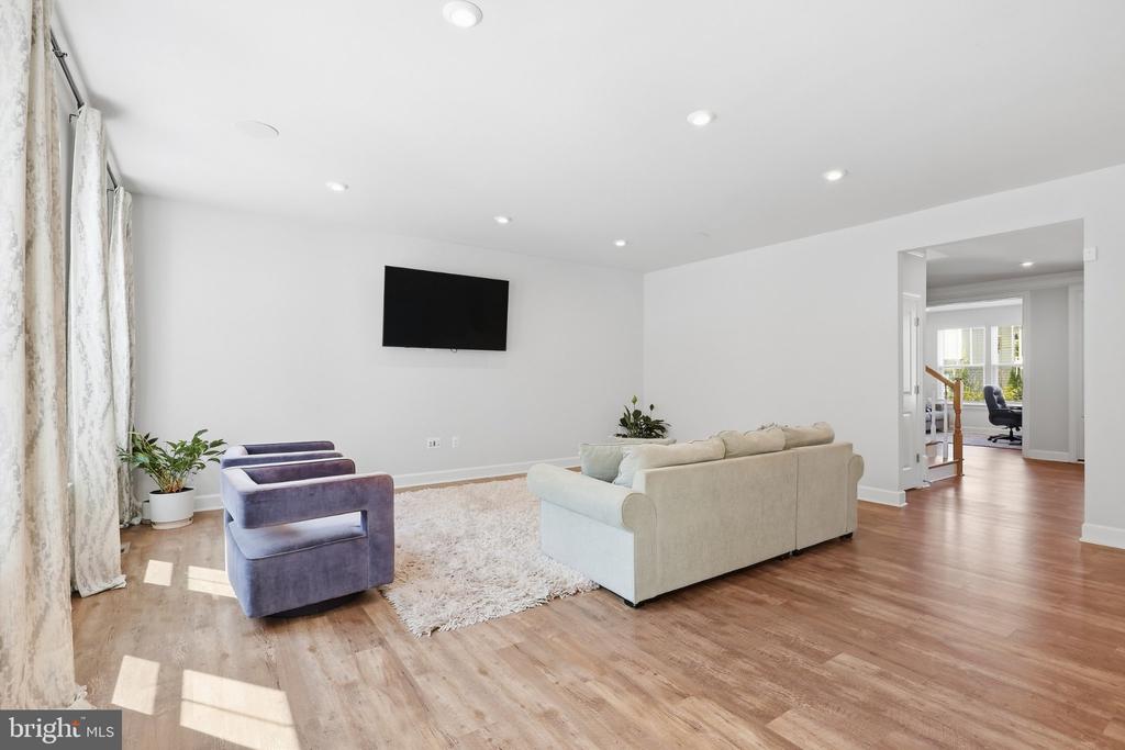 125 HIBISCUS DRIVE