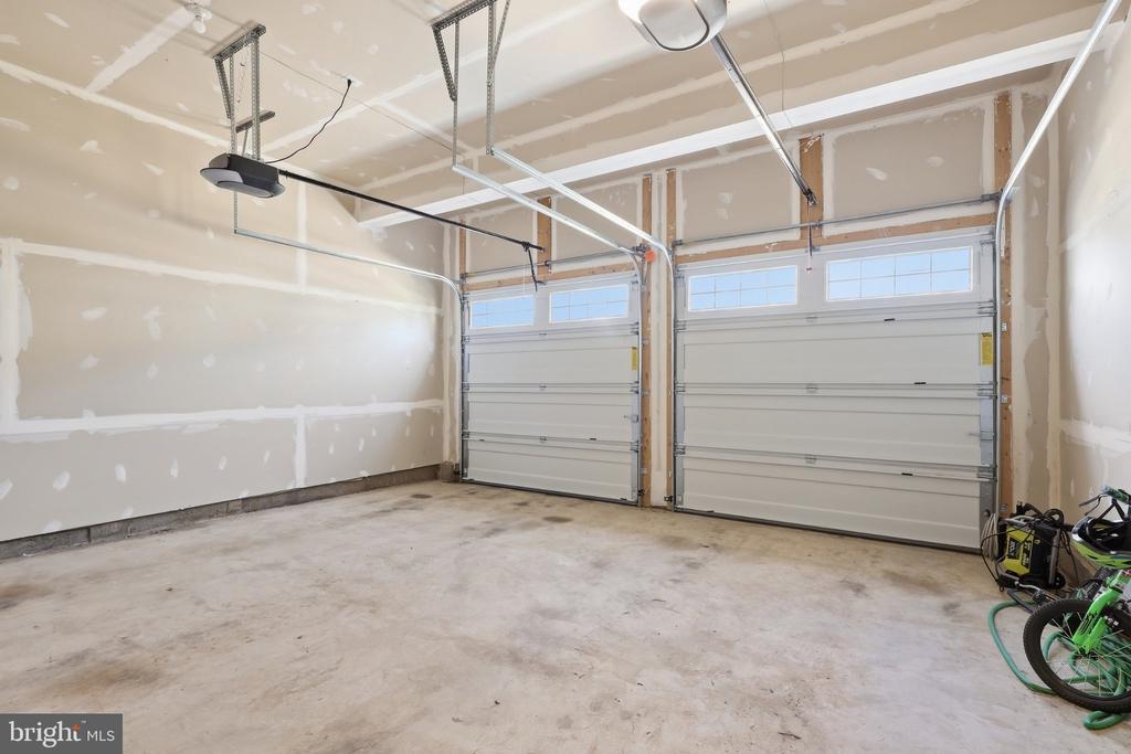125 HIBISCUS DRIVE