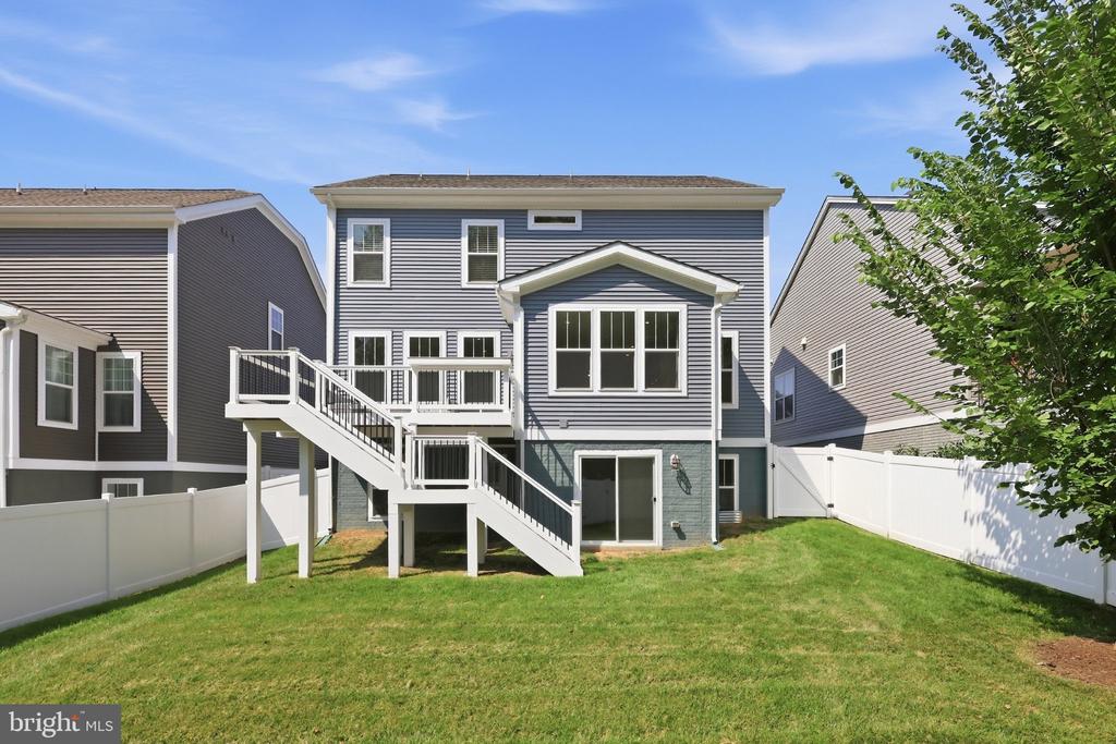 125 HIBISCUS DRIVE