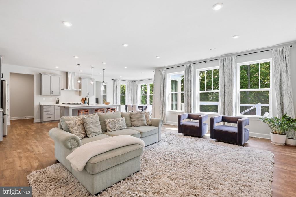 125 HIBISCUS DRIVE