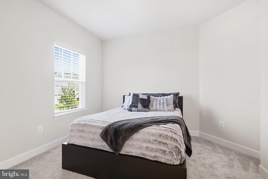 125 HIBISCUS DRIVE