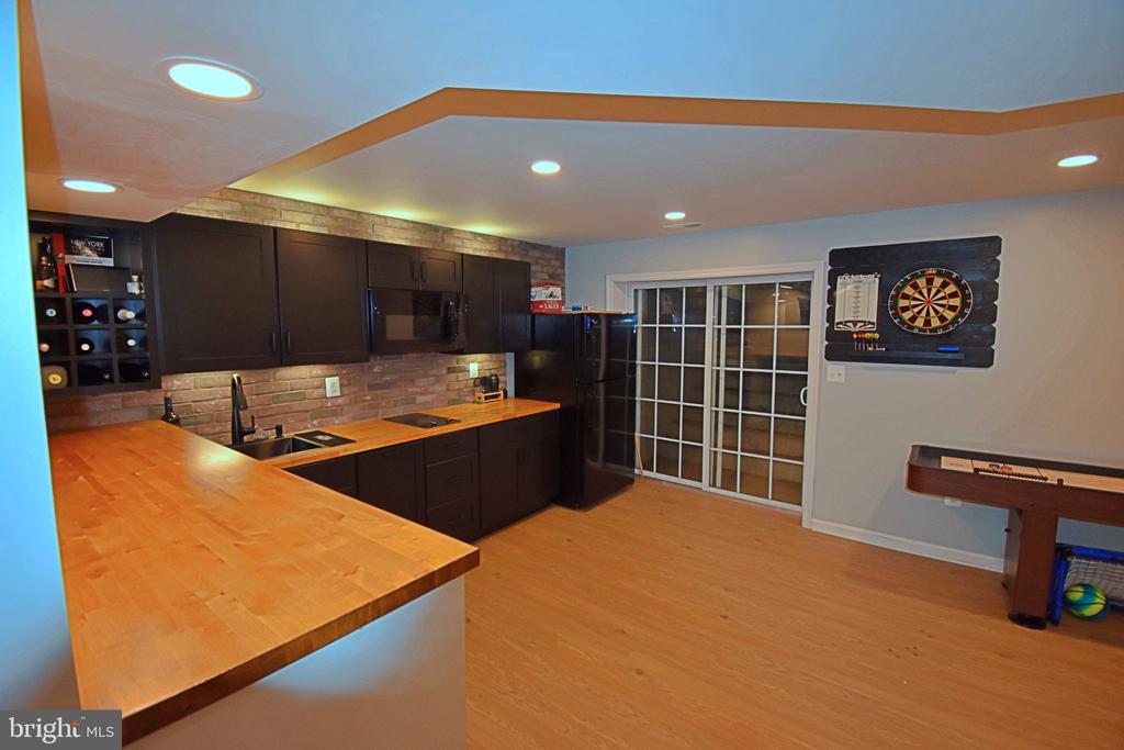 34 ASHCROFT DRIVE