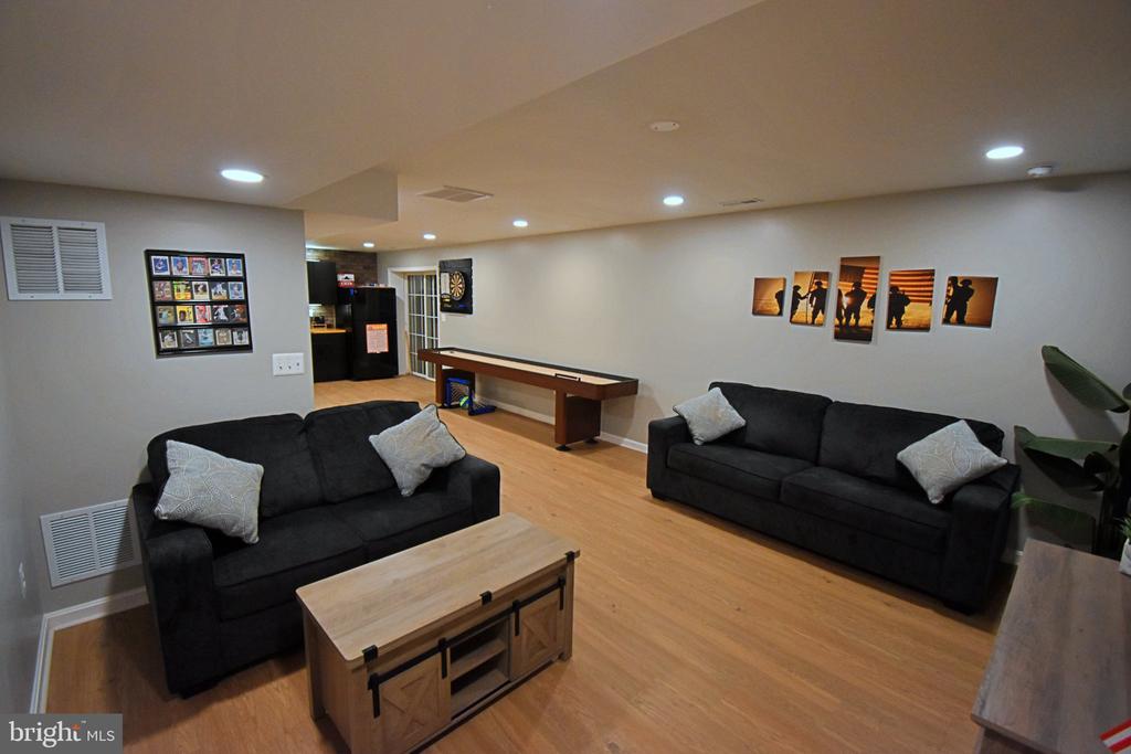 34 ASHCROFT DRIVE