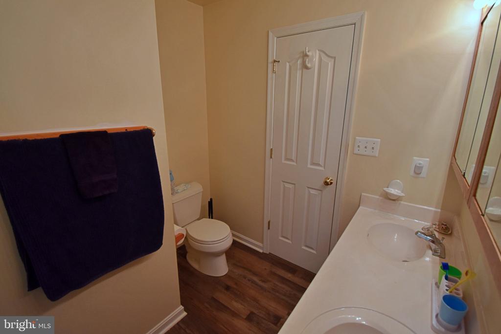 34 ASHCROFT DRIVE