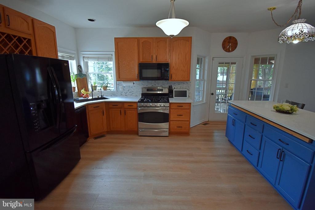 34 ASHCROFT DRIVE