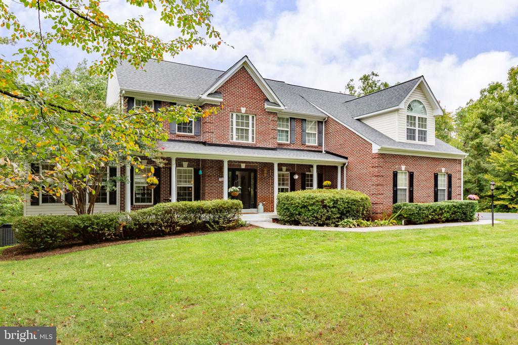 63 BROOKESMILL LANE
