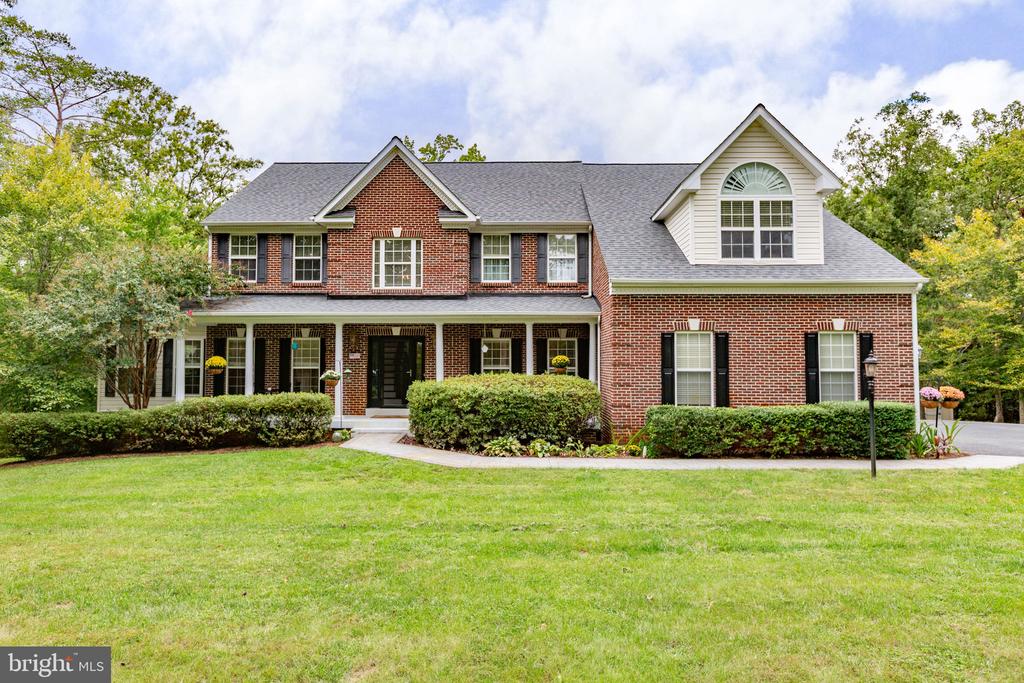 63 BROOKESMILL LANE