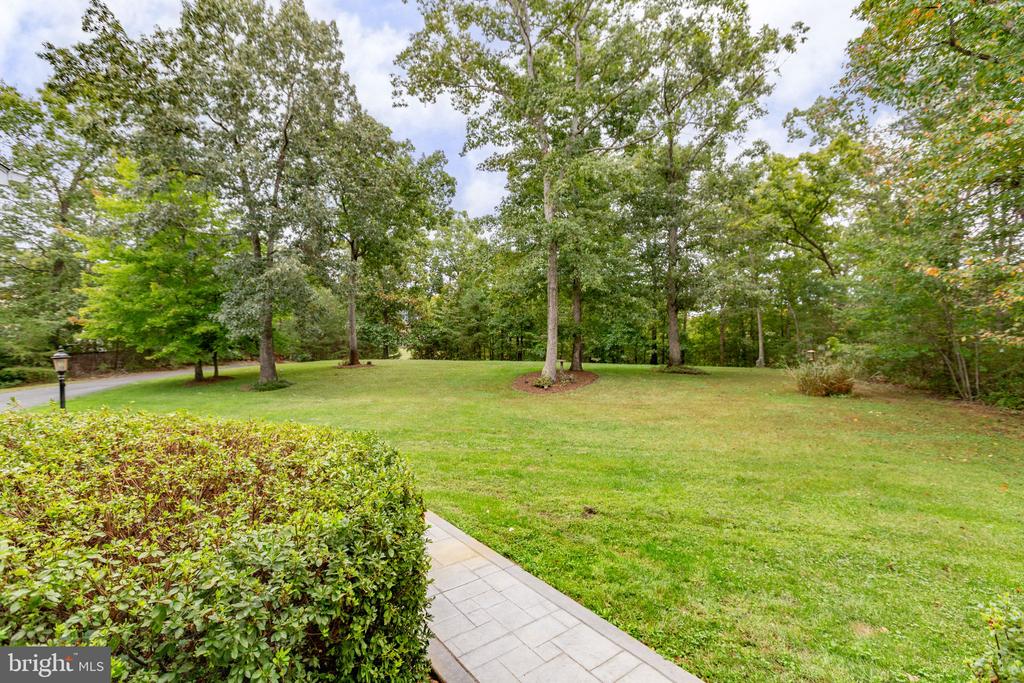 63 BROOKESMILL LANE