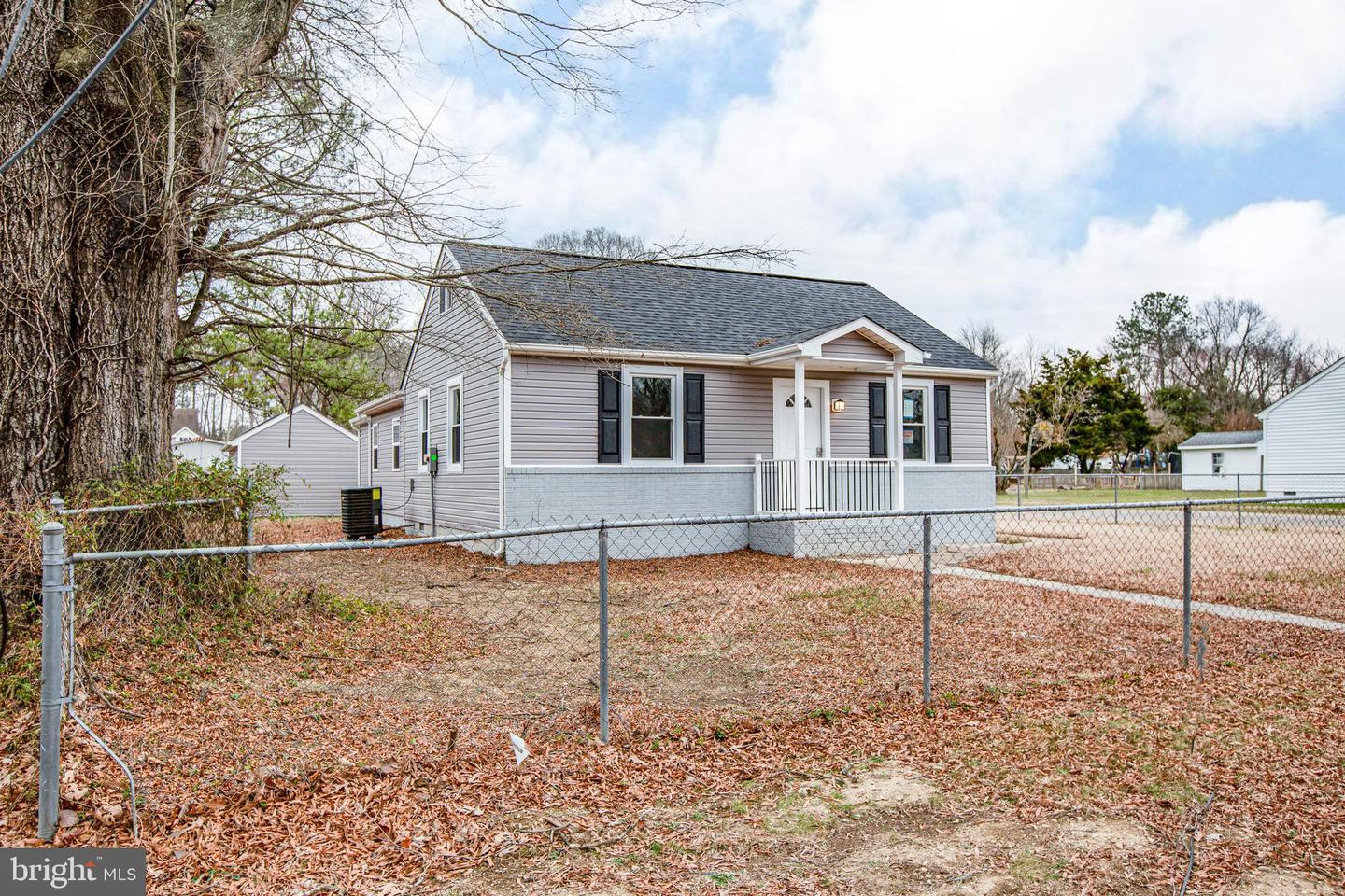 118 Mimosa AVENUE