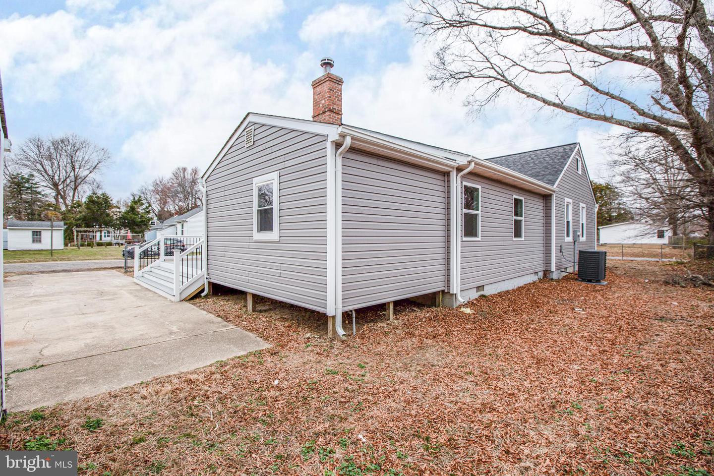 118 Mimosa AVENUE