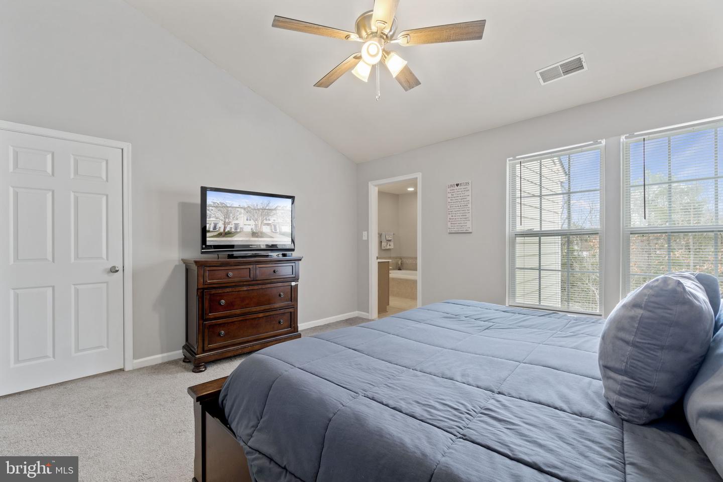 305 Monroe Point Dr.
