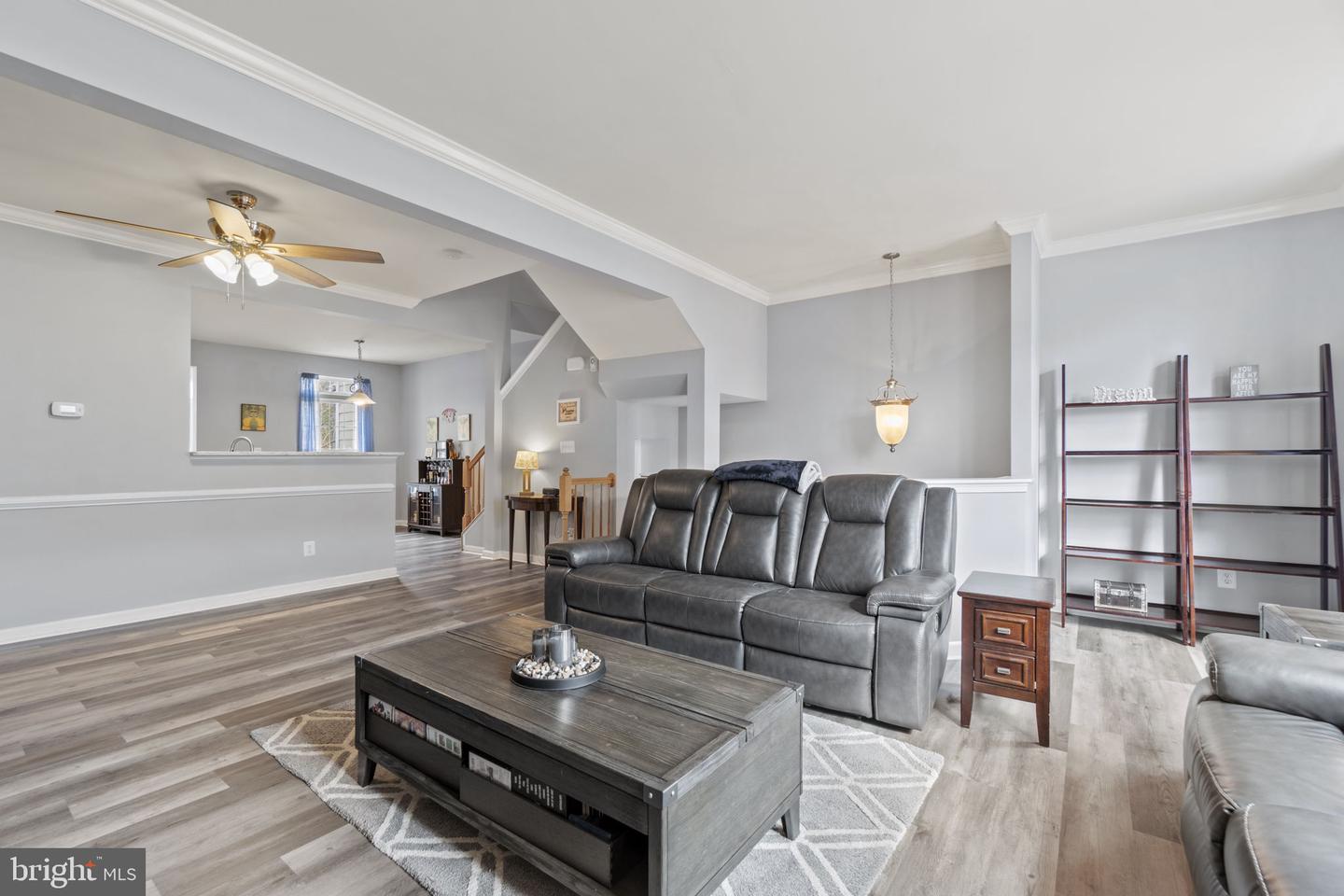 305 Monroe Point Dr.