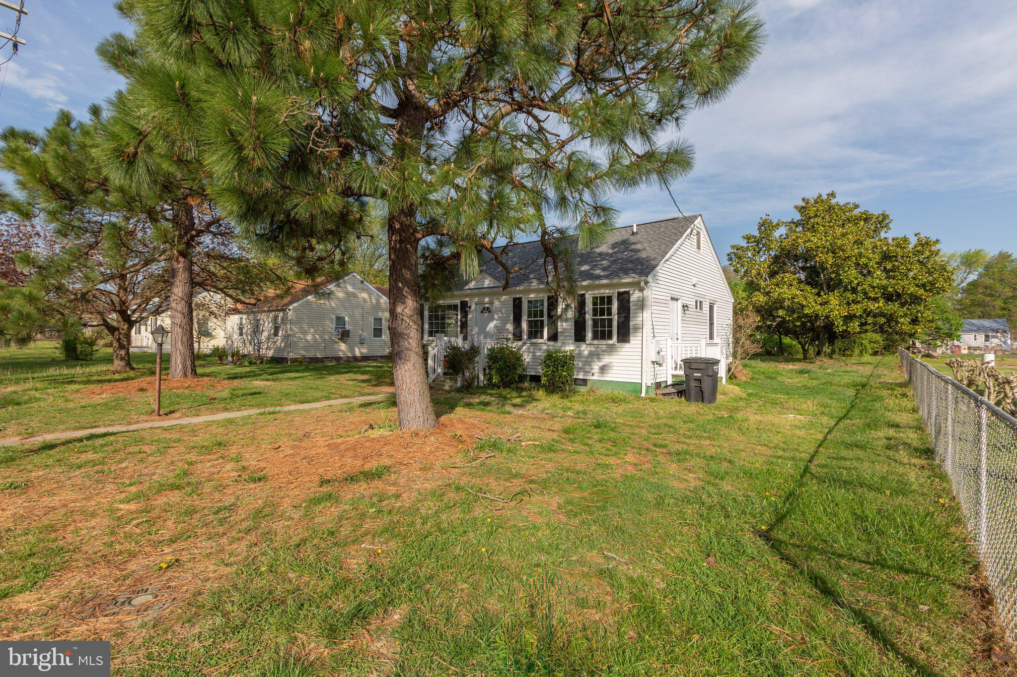311 Locust Ave