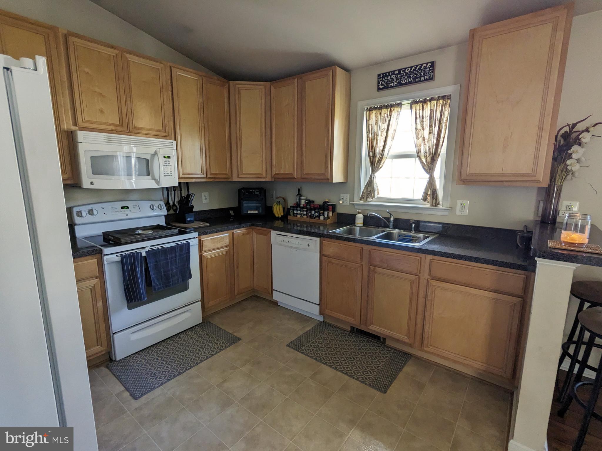 38 Westmoreland Dr