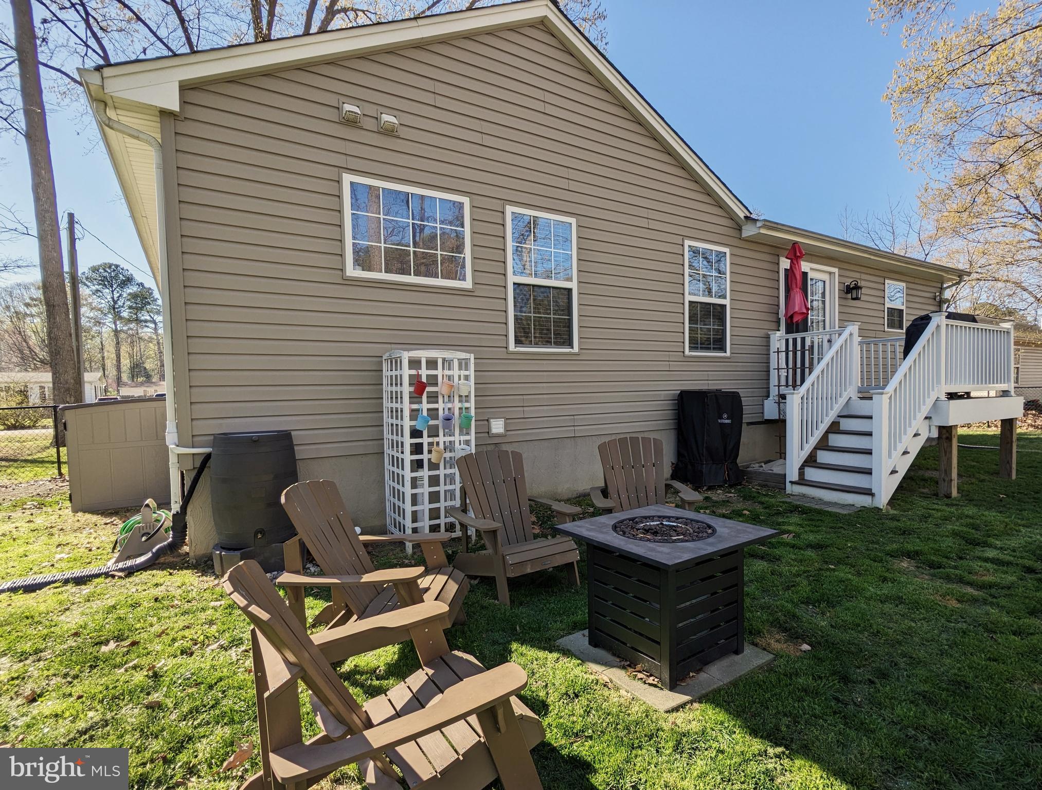 38 Westmoreland Dr