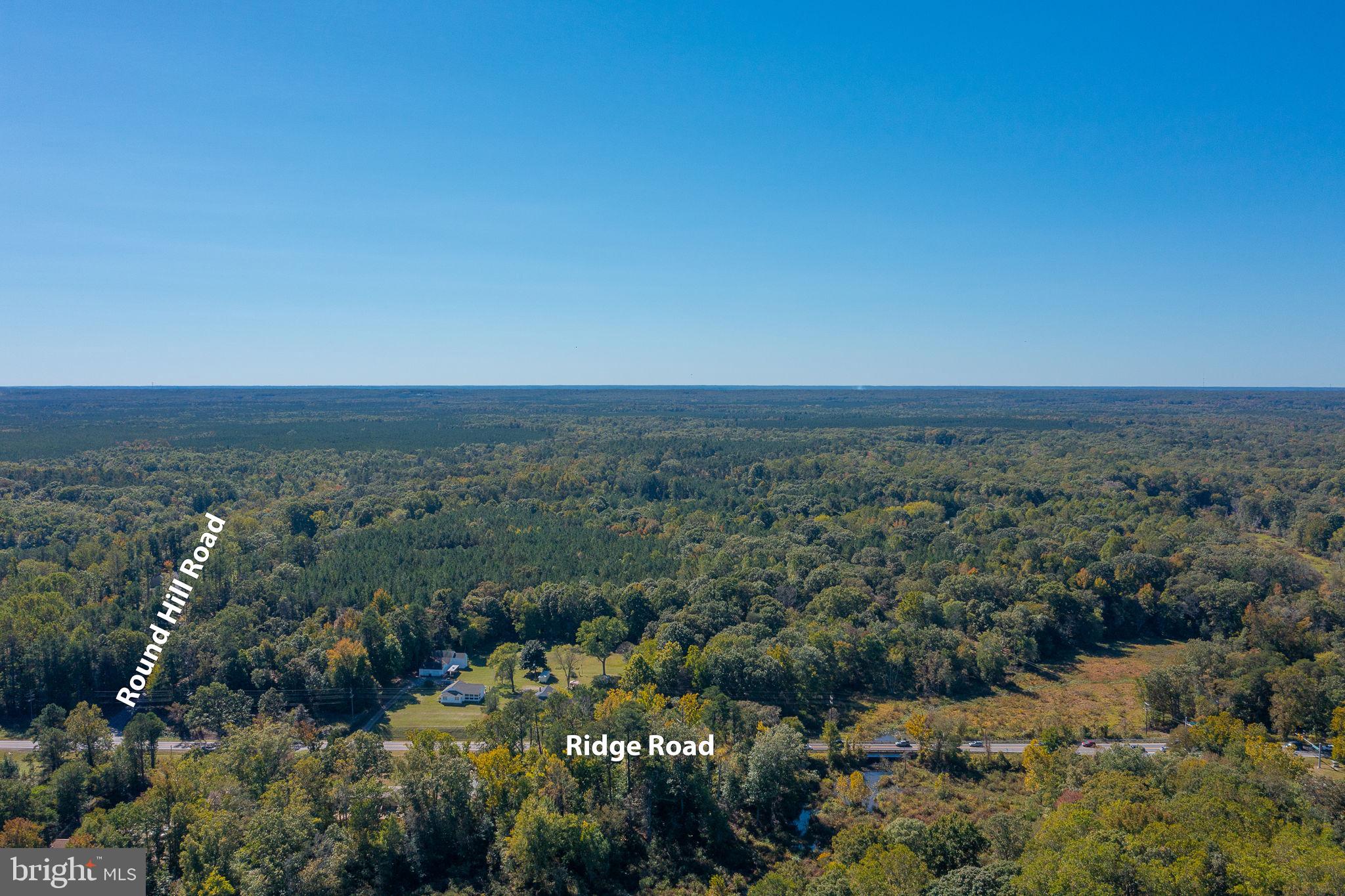 Round Hill Road & Ridge Road