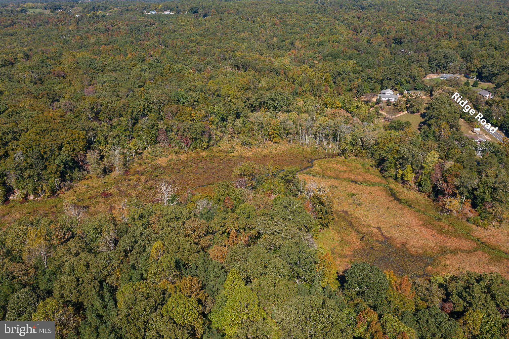 Round Hill Road & Ridge Road