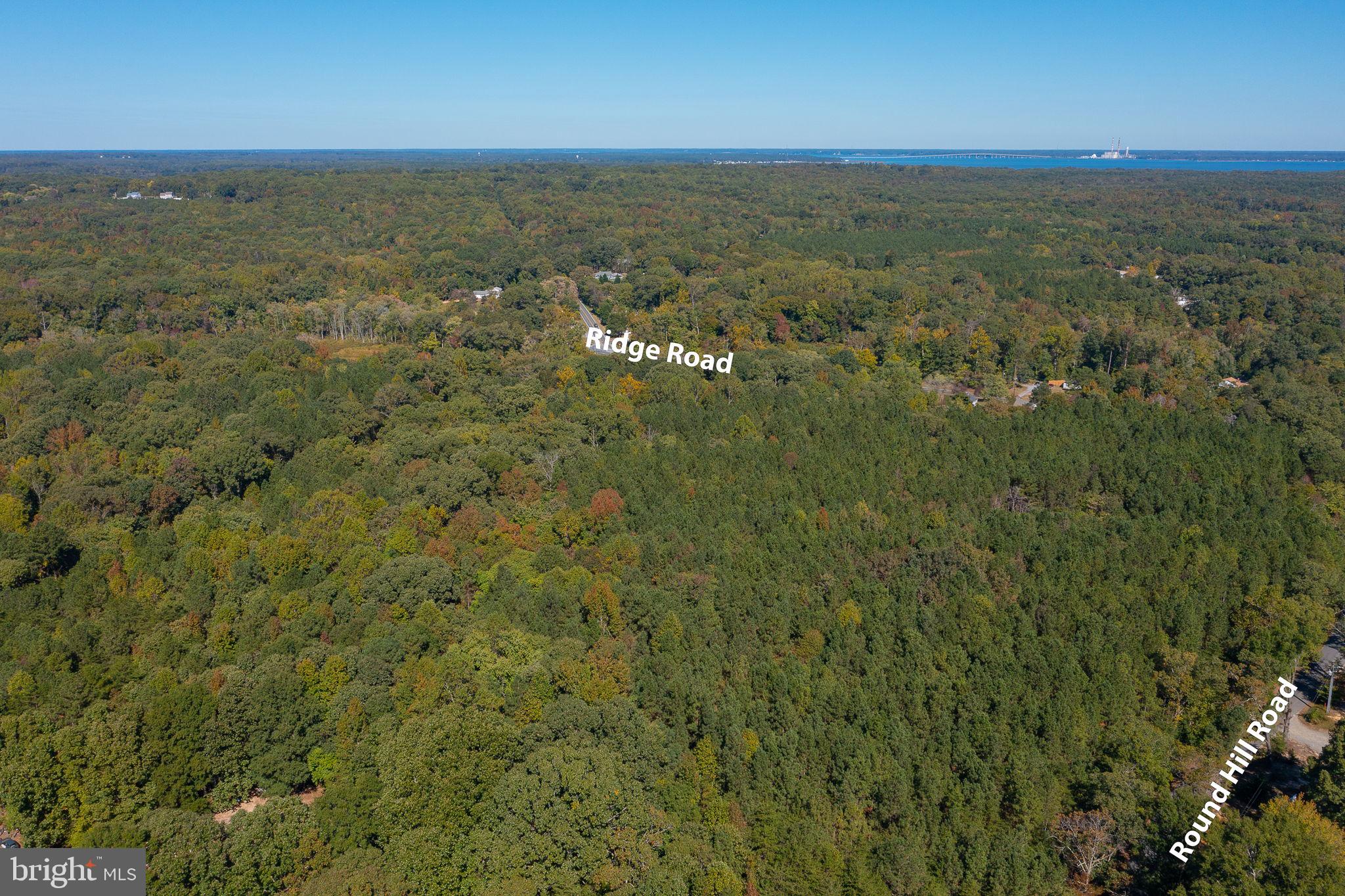 Round Hill Road & Ridge Road