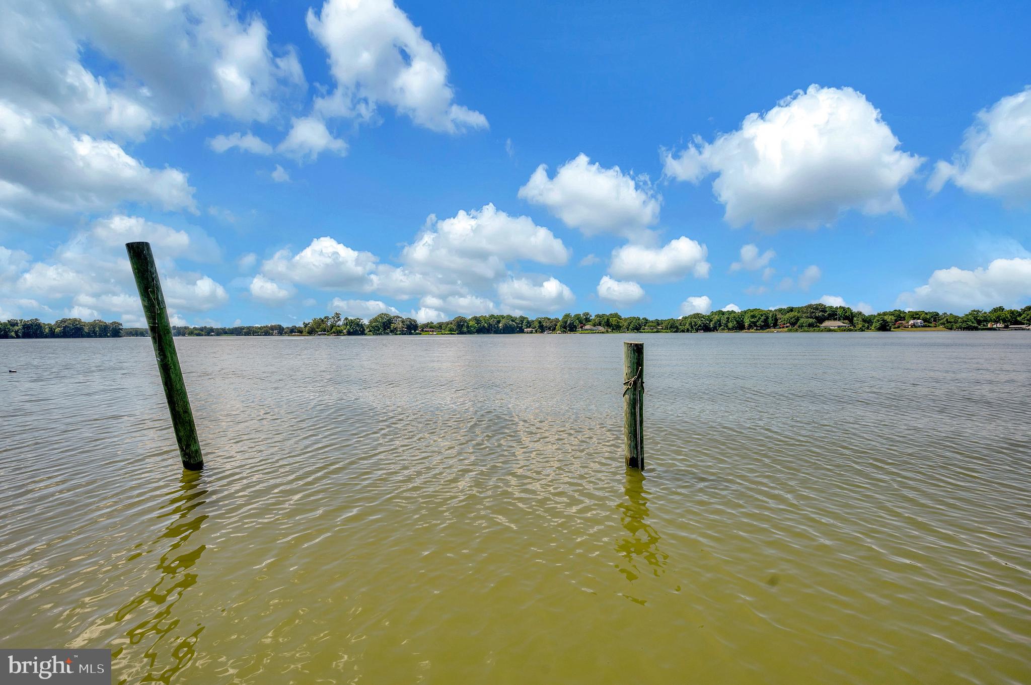 467 GRANDVIEW LANDING