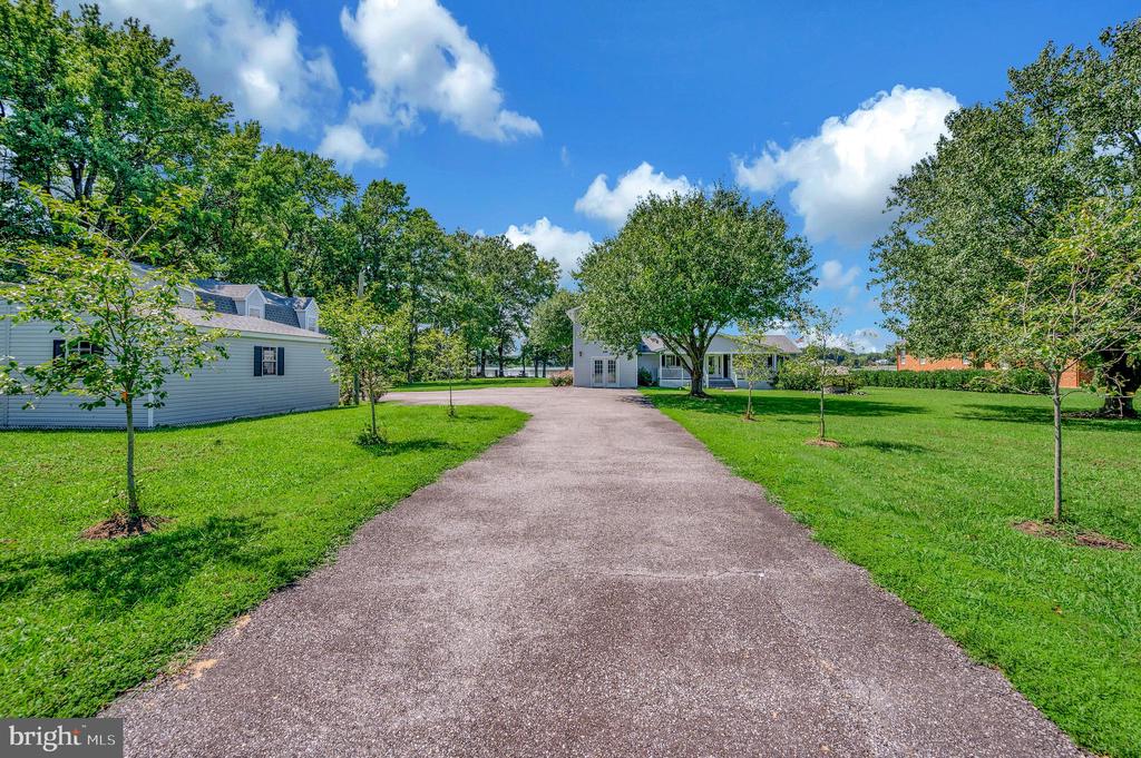 467 GRANDVIEW LANDING