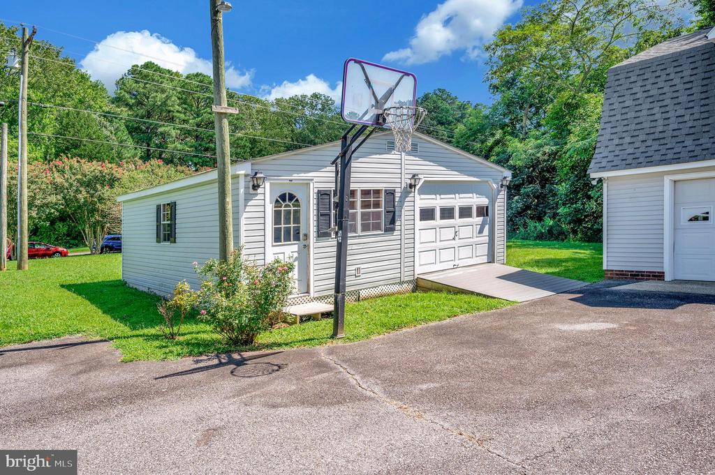 467 GRANDVIEW LANDING
