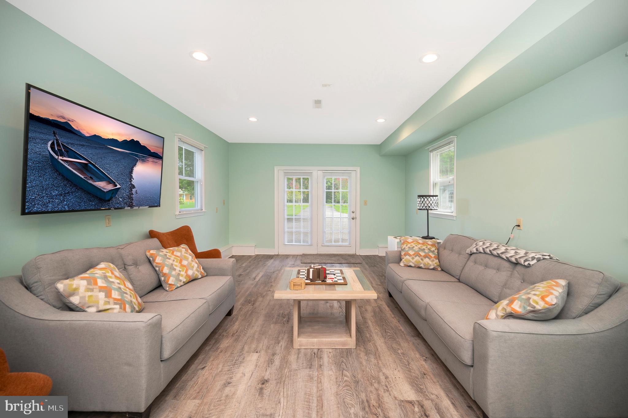 467 GRANDVIEW LANDING