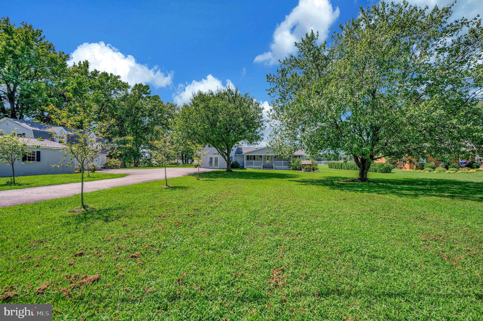 467 GRANDVIEW LANDING