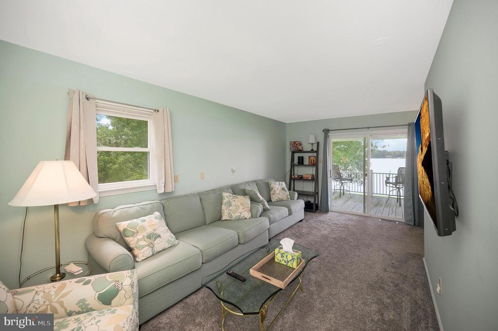 467 GRANDVIEW LANDING