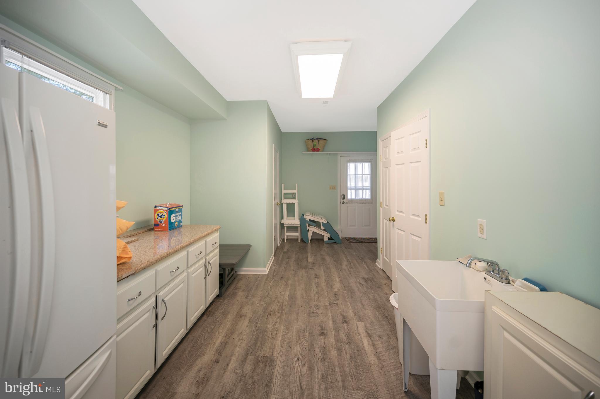 467 GRANDVIEW LANDING