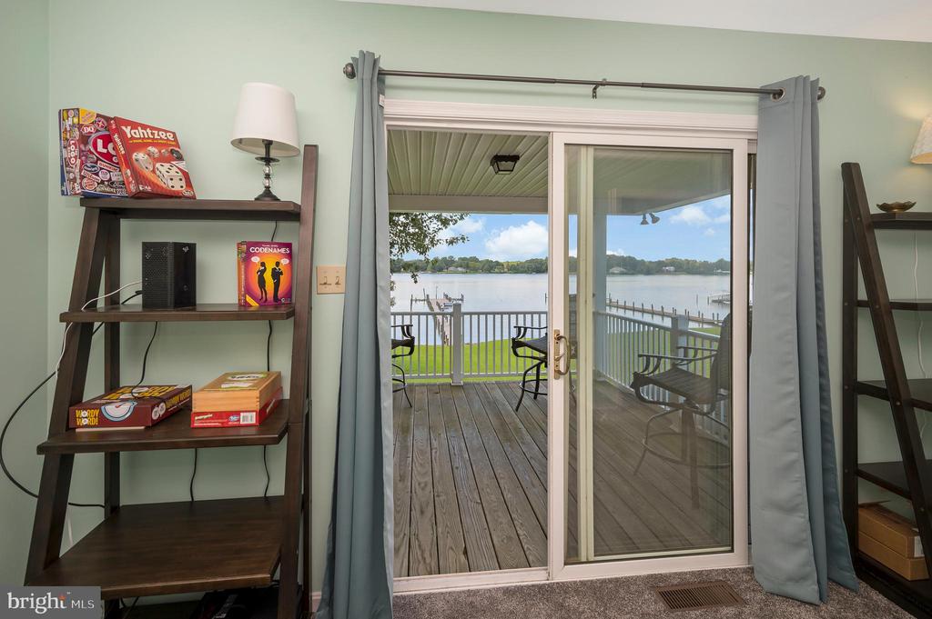 467 GRANDVIEW LANDING
