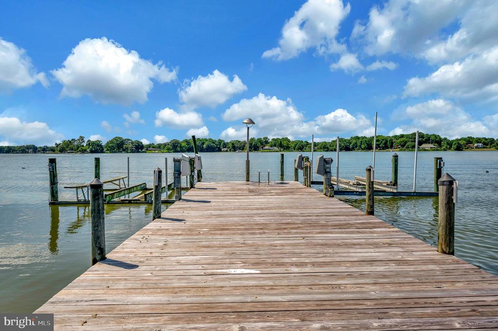 467 GRANDVIEW LANDING