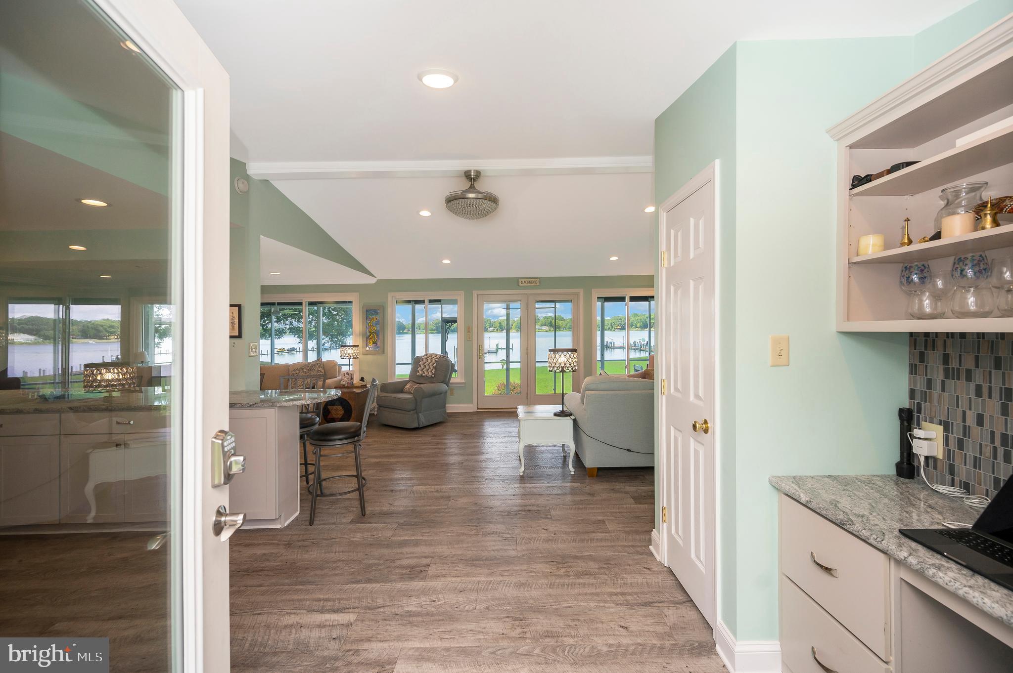 467 GRANDVIEW LANDING