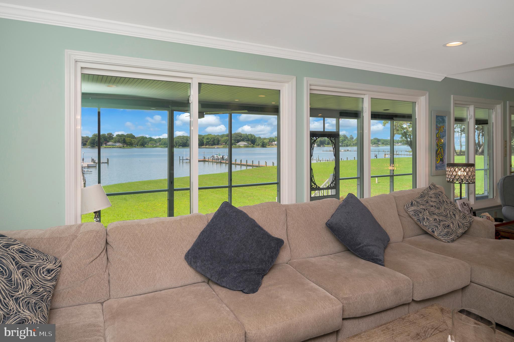 467 GRANDVIEW LANDING