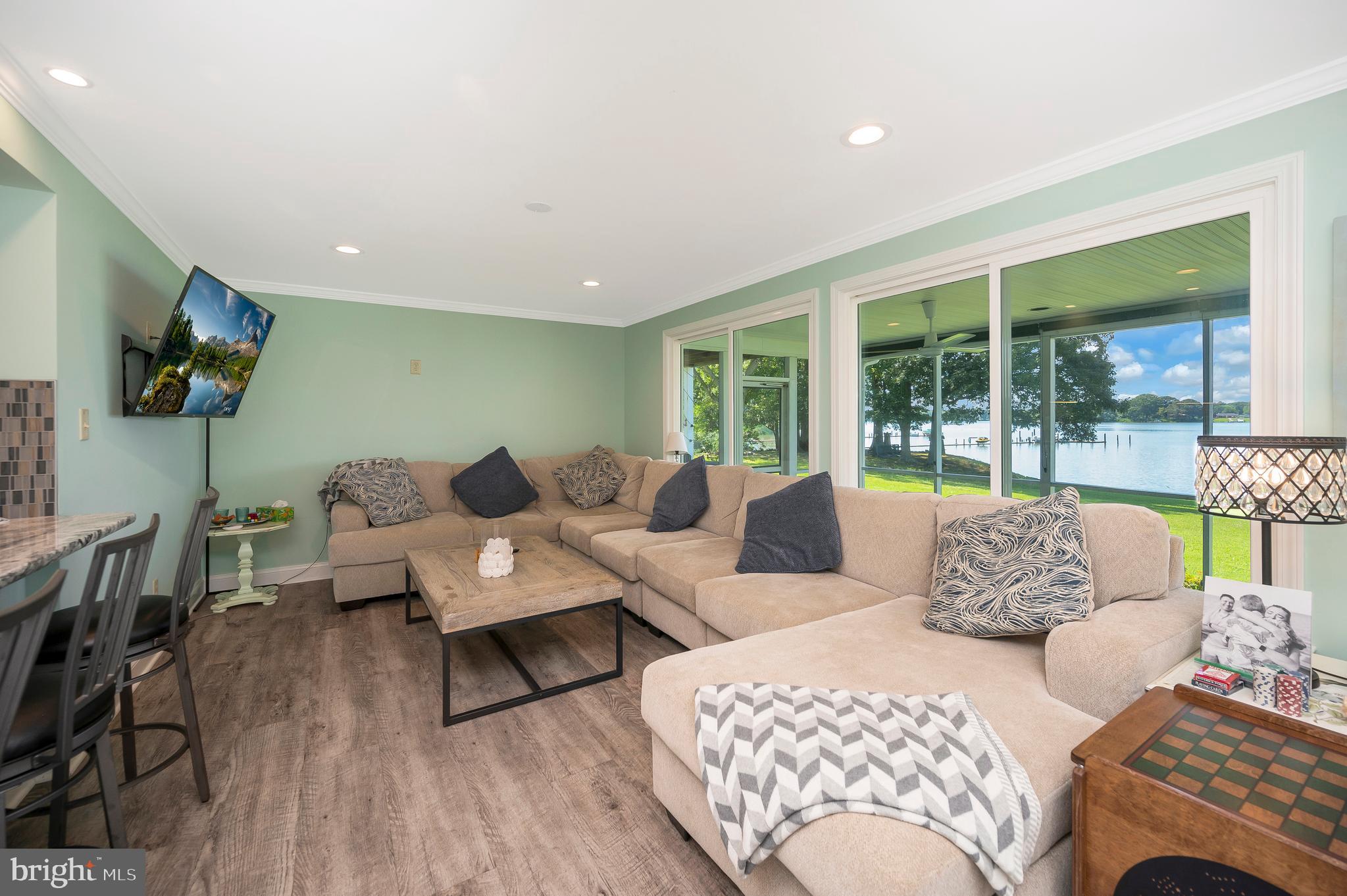 467 GRANDVIEW LANDING