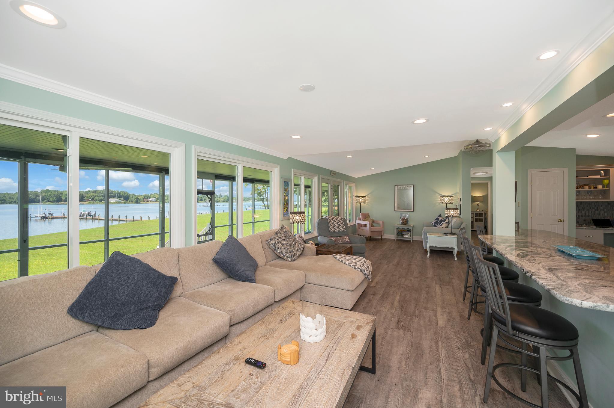 467 GRANDVIEW LANDING