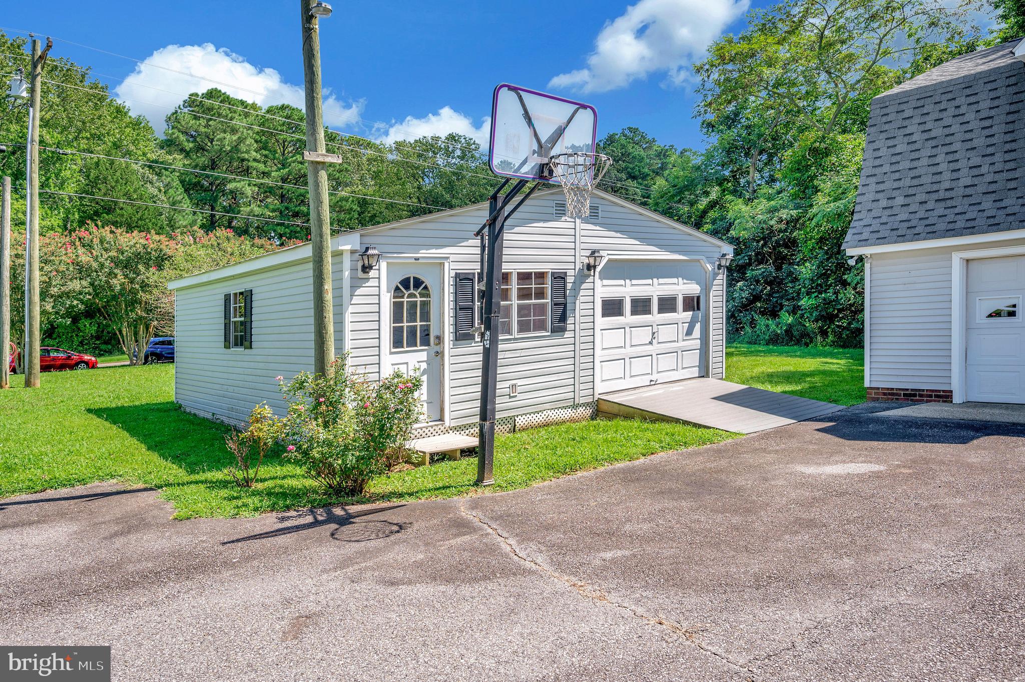 467 GRANDVIEW LANDING