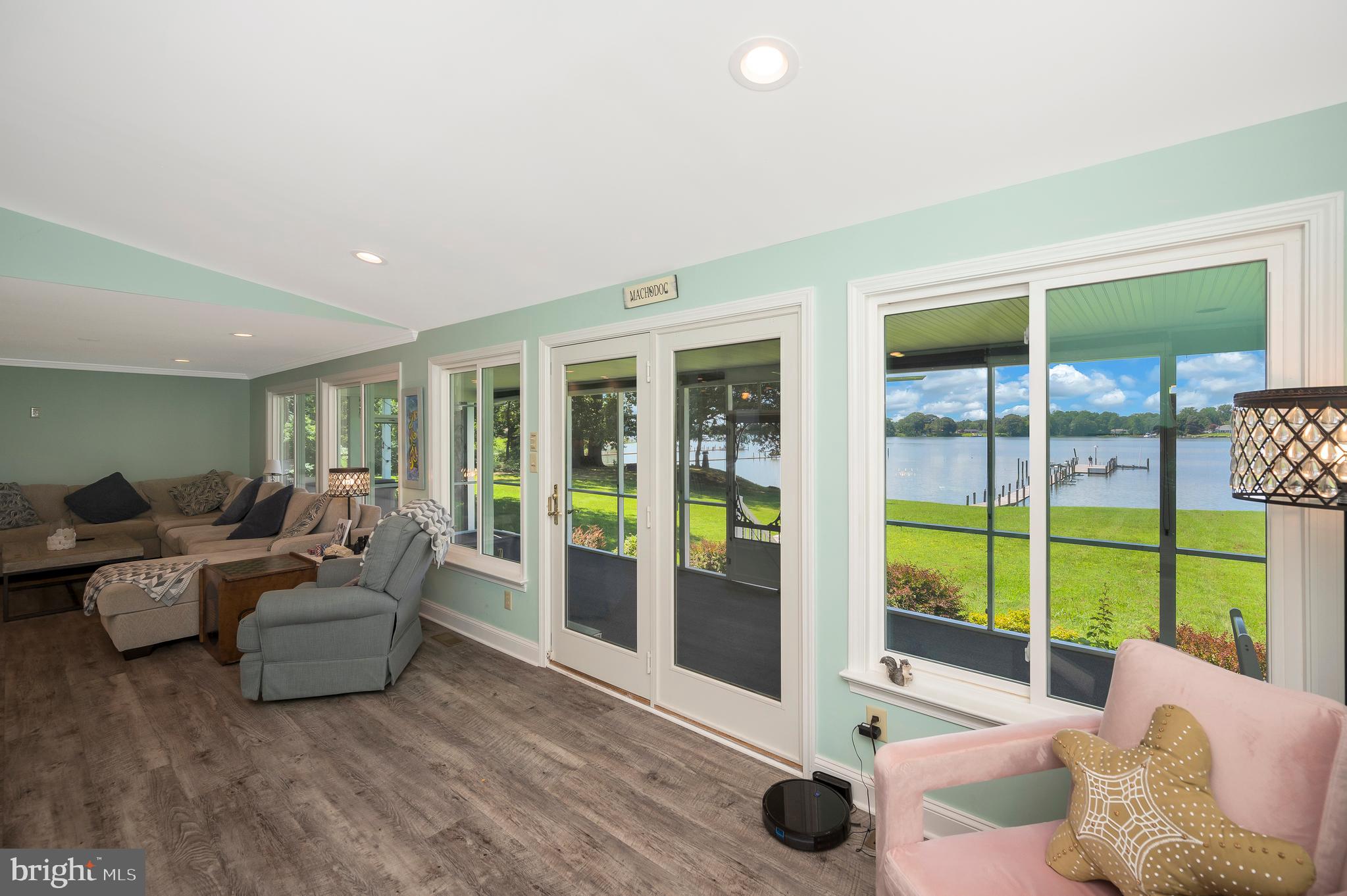 467 GRANDVIEW LANDING
