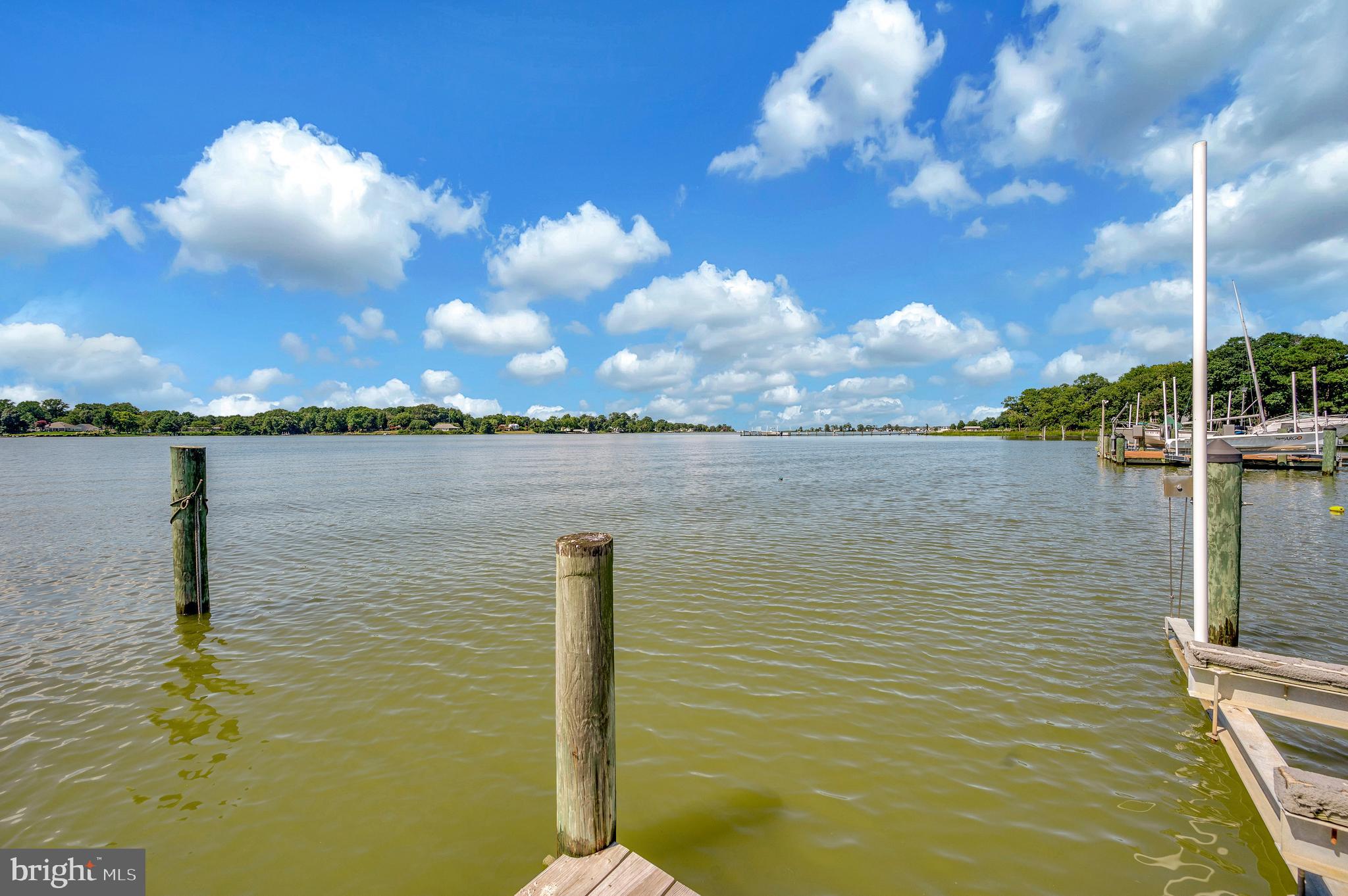 467 GRANDVIEW LANDING